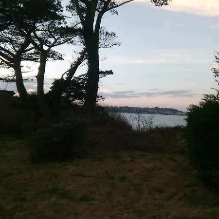 Tente 2 Places Installee Sur Emplacement 40 Calme Camping
