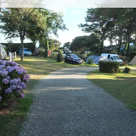 Tente 2 Places Installee Sur Emplacement 40 Calme Plestin-les-Grèves